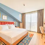 Sundia Exclusive By Liberty Adults Only Hotel
